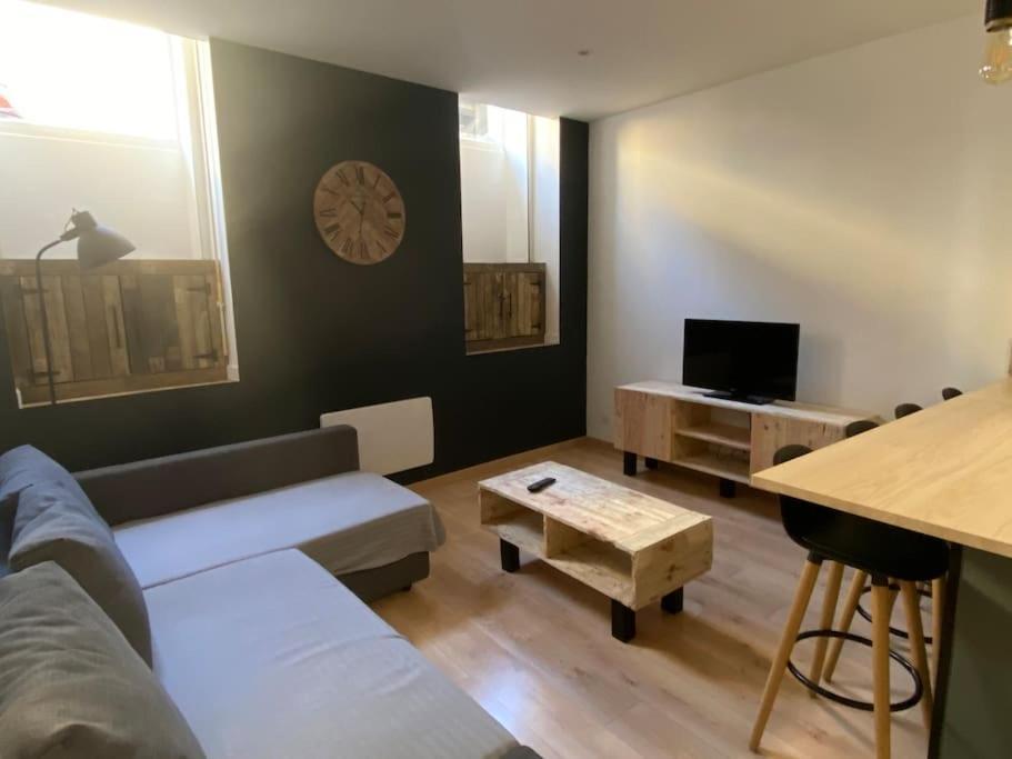 T2 4 Places 4Min A Pied Chateau Pau Extérieur photo